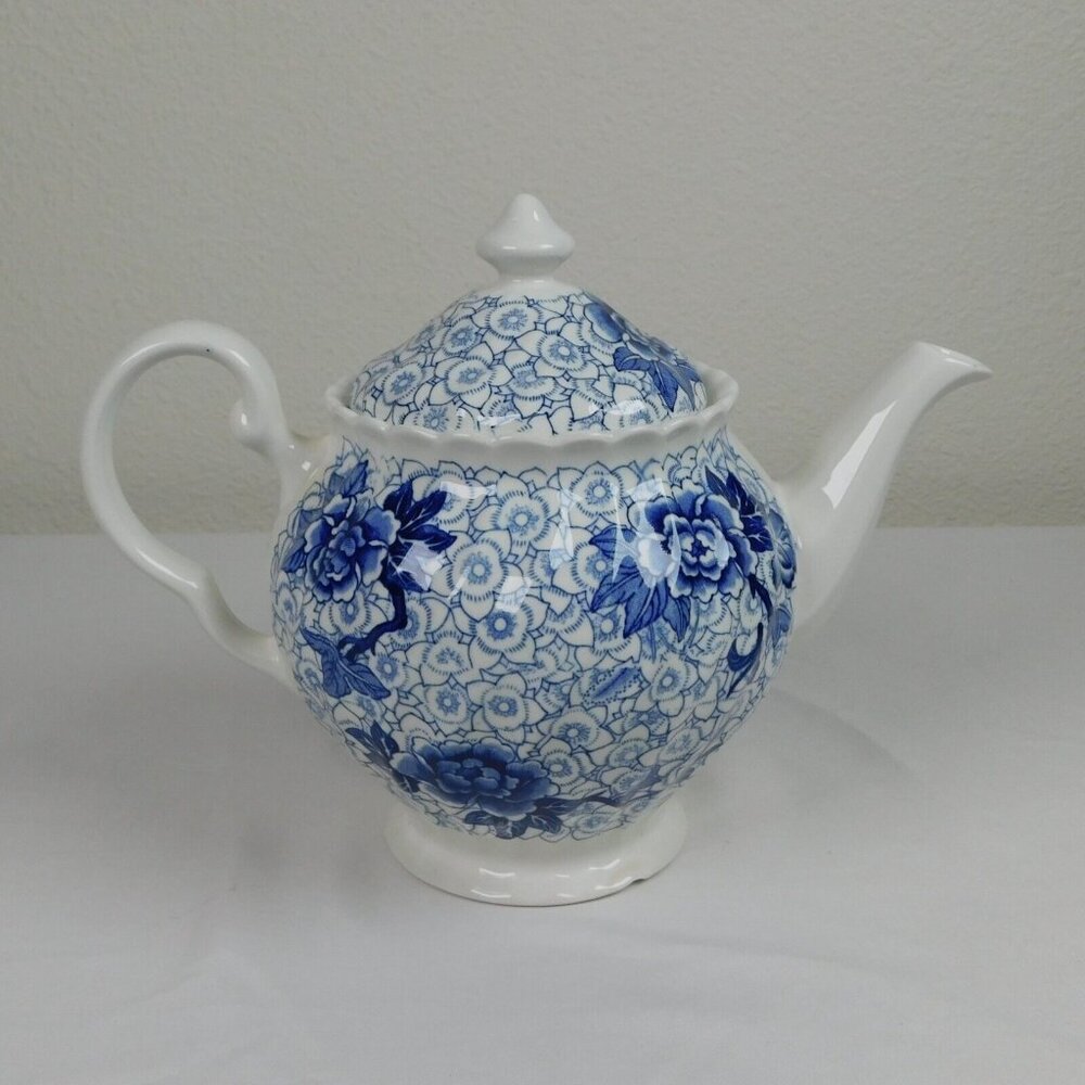 Johnson Brothers Lotus Blue Fine China Floral Swirl Rim Teapot Lid Vintage 1979 - Picture 3 of 12